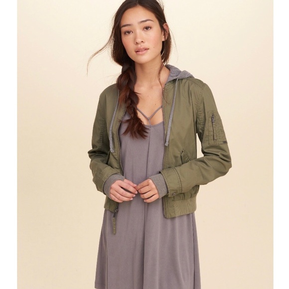 Hollister Army Green Bomber Jacket with Hoodie - Picture 8 of 8
